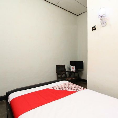 Oyo 434 Hotel Parahiyangan Syariah Bandar Lampung Exterior foto