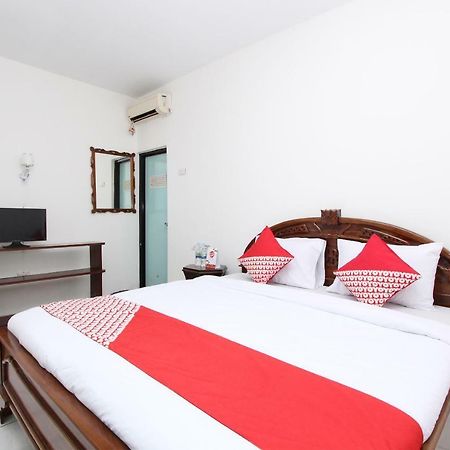 Oyo 434 Hotel Parahiyangan Syariah Bandar Lampung Exterior foto